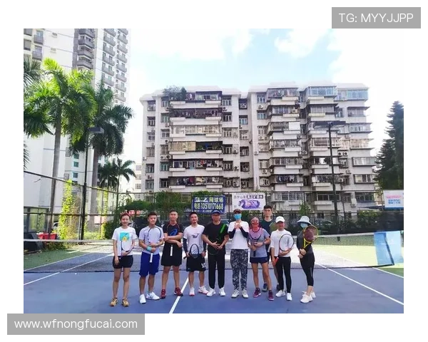 深圳网球队的团队协作之道：如何在赛场上实现默契与胜利