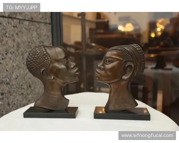 黑人足球明星头像男的魅力与成就探讨及其对年轻一代的影响