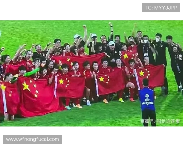 不被定义的亚洲足球明星如何突破界限展现独特魅力与实力